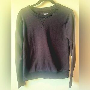 Black crewneck sweatshirt